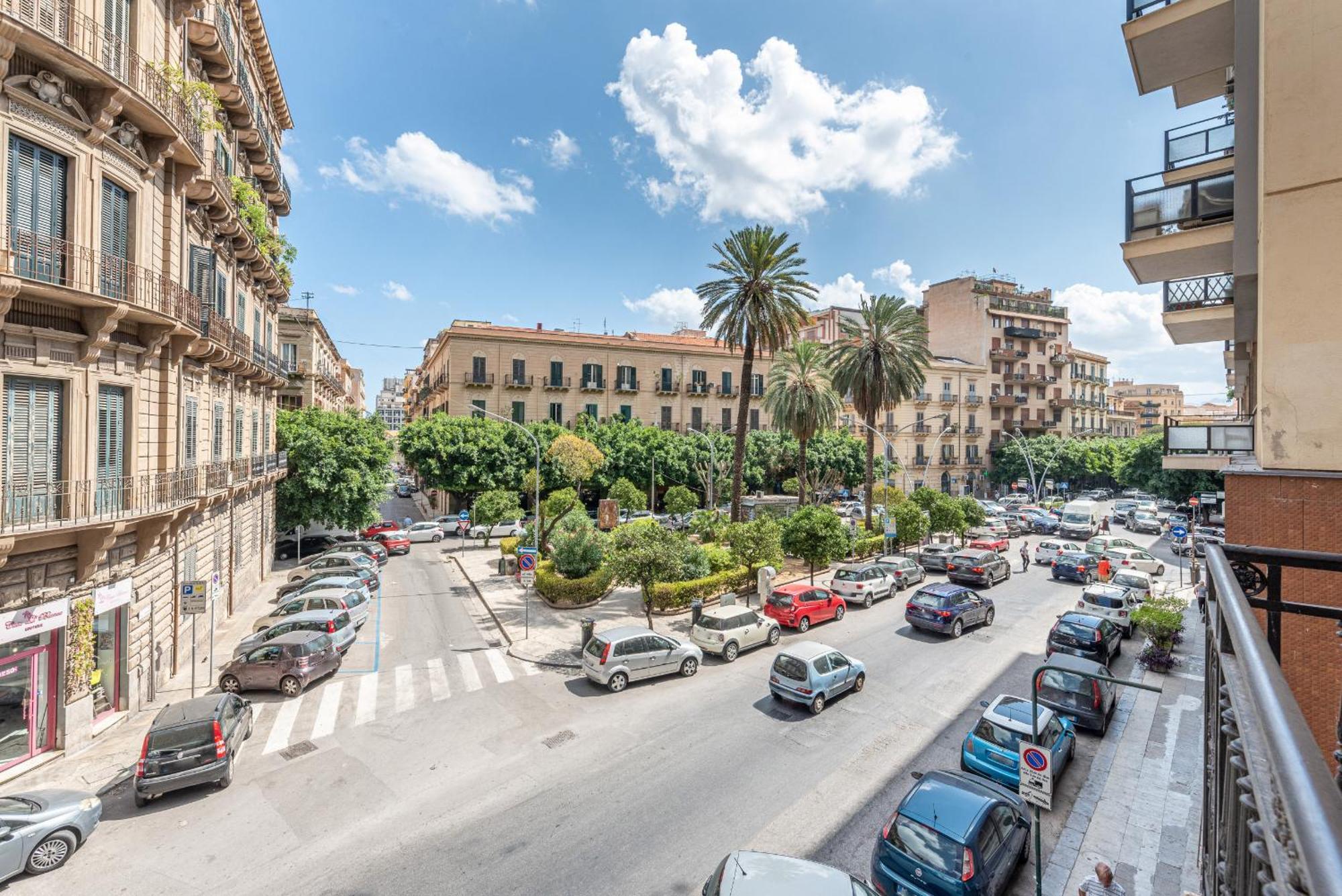 Brunetto Latini Homes By Wonderful Italy Палермо Екстериор снимка